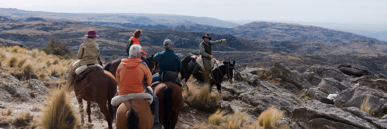 Cerro Negro  Trekking y Cabalgata | Acampar Trek
